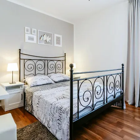 Holiday Haler - Pul303 Semesterbostad